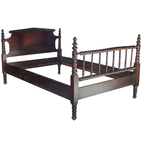 Dark Spindle Bed