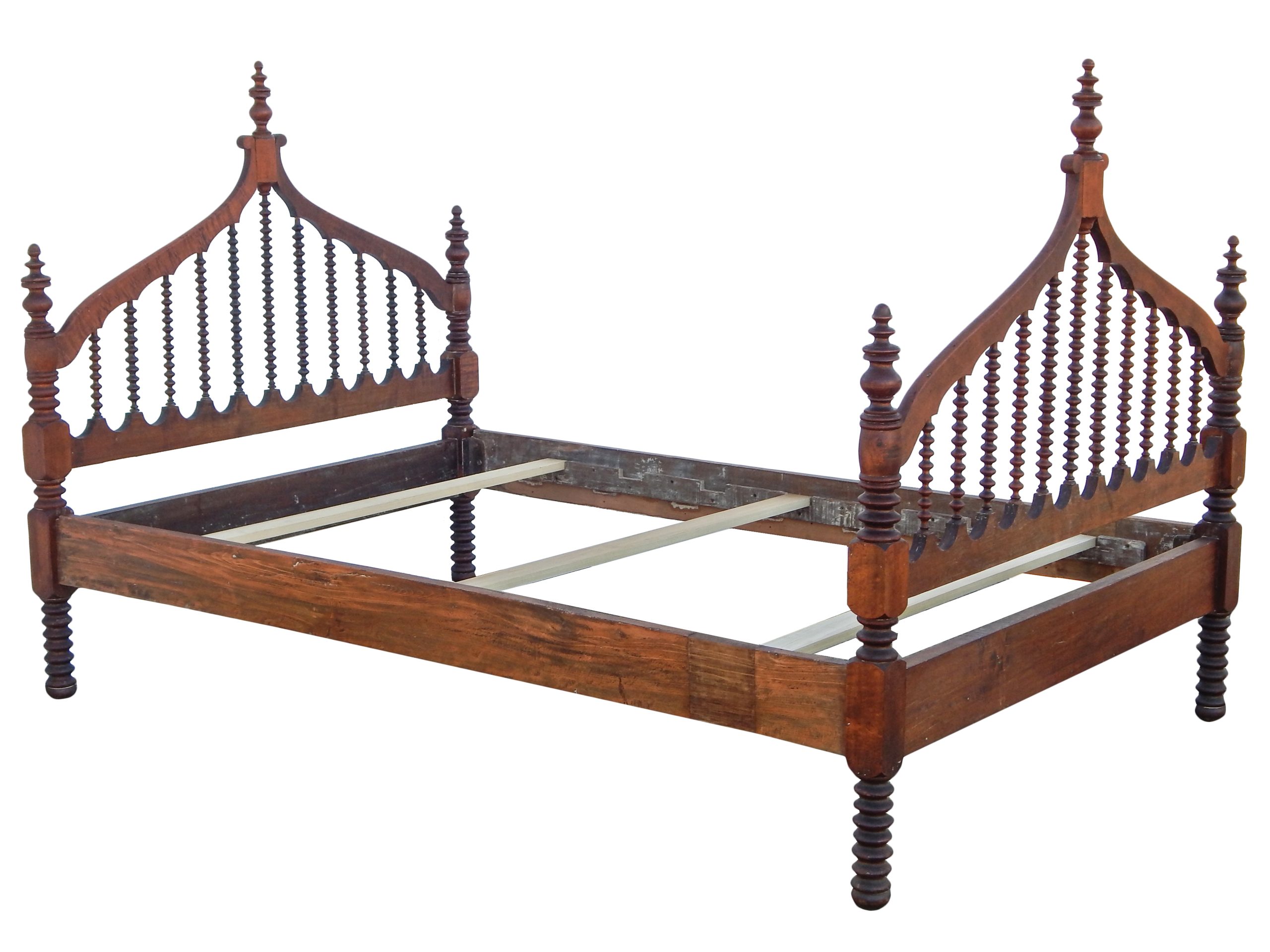 Gothic Style Bobbin Bed - Image 4