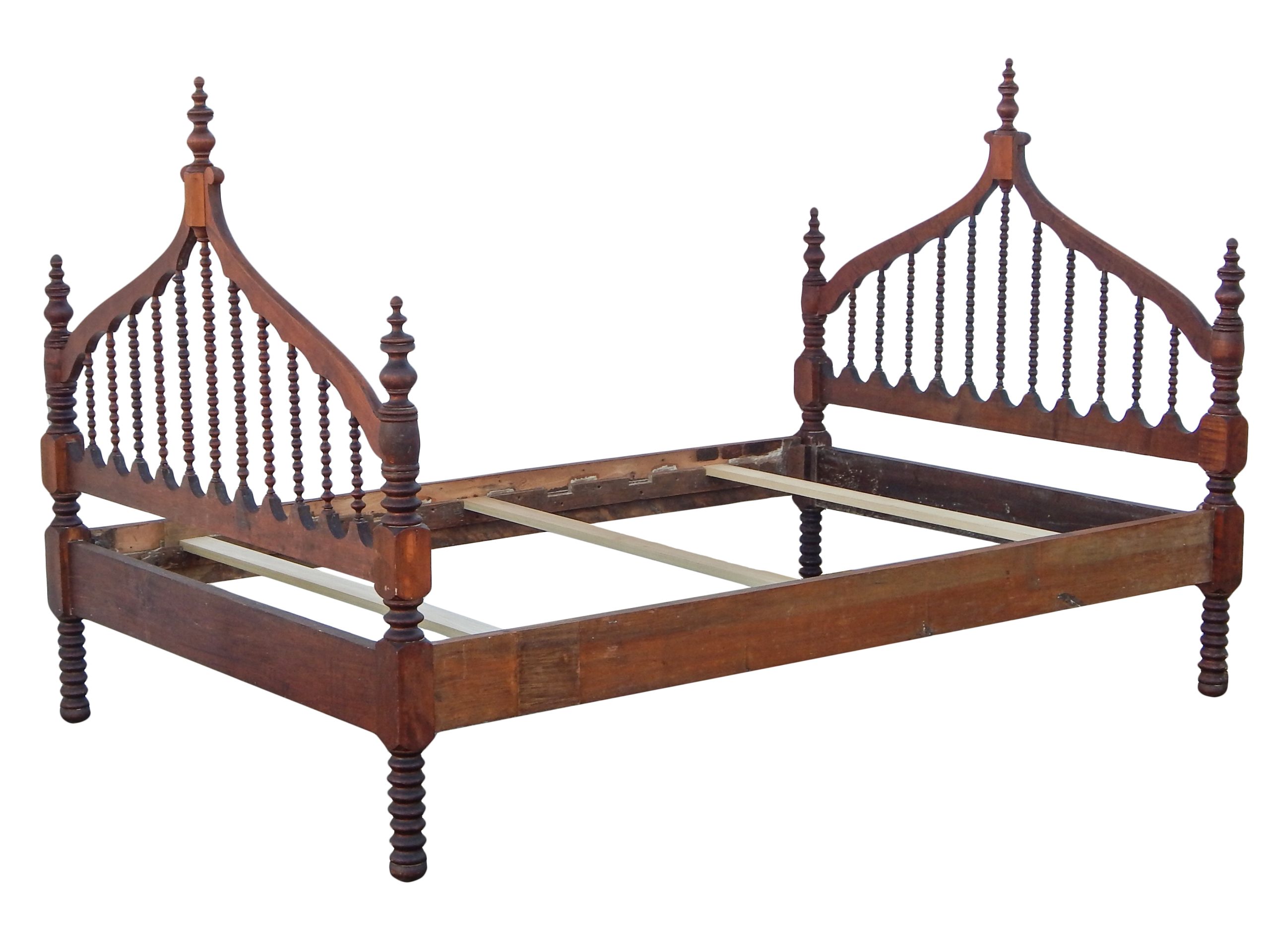 Gothic Style Bobbin Bed - Image 5