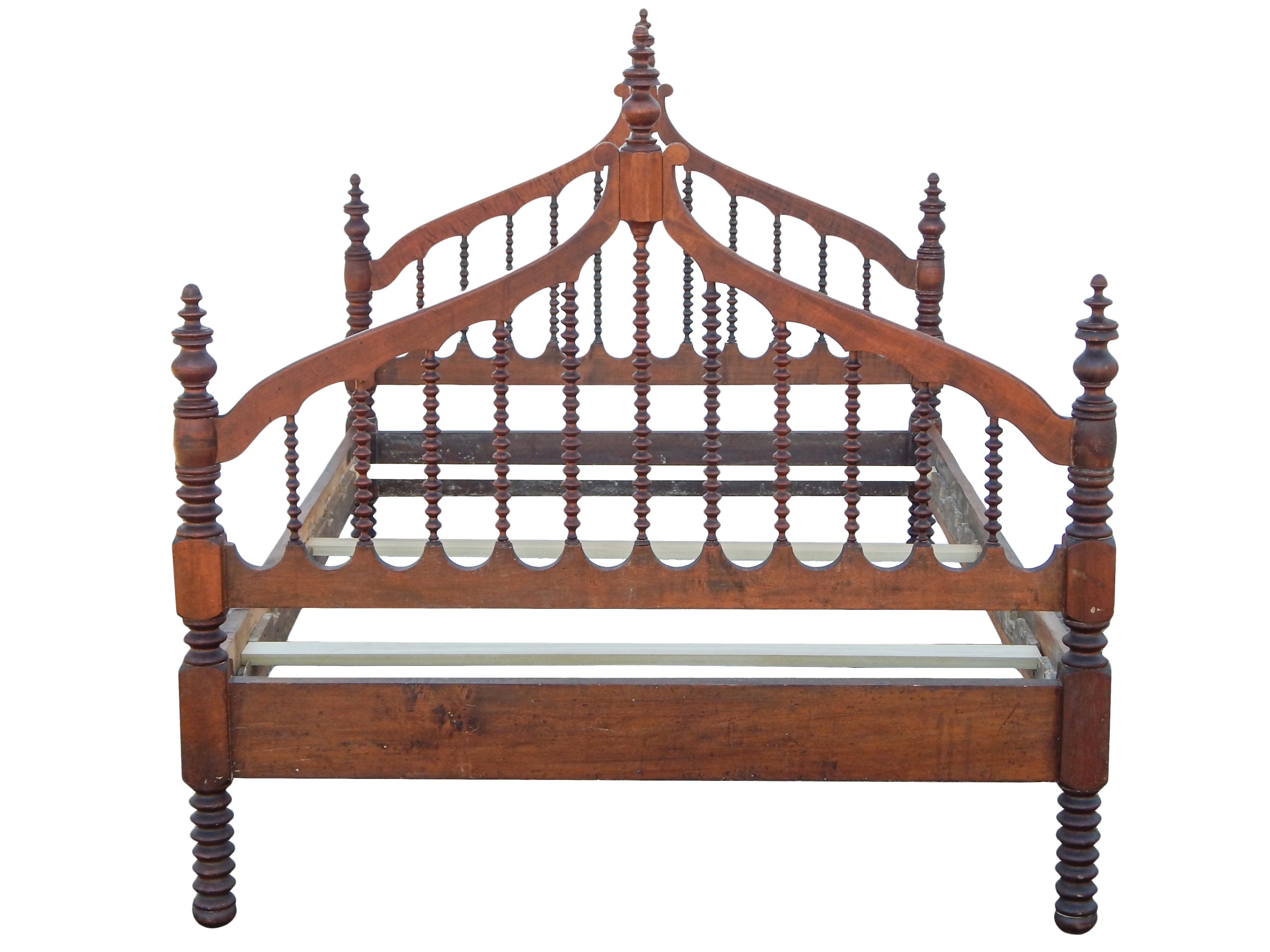 Gothic Style Bobbin Bed - Image 7