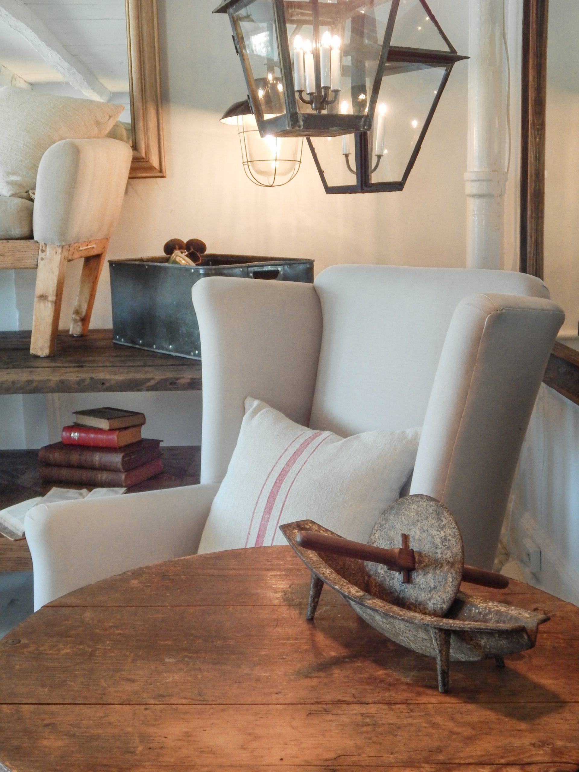 Early Herb Grinder - Image 2