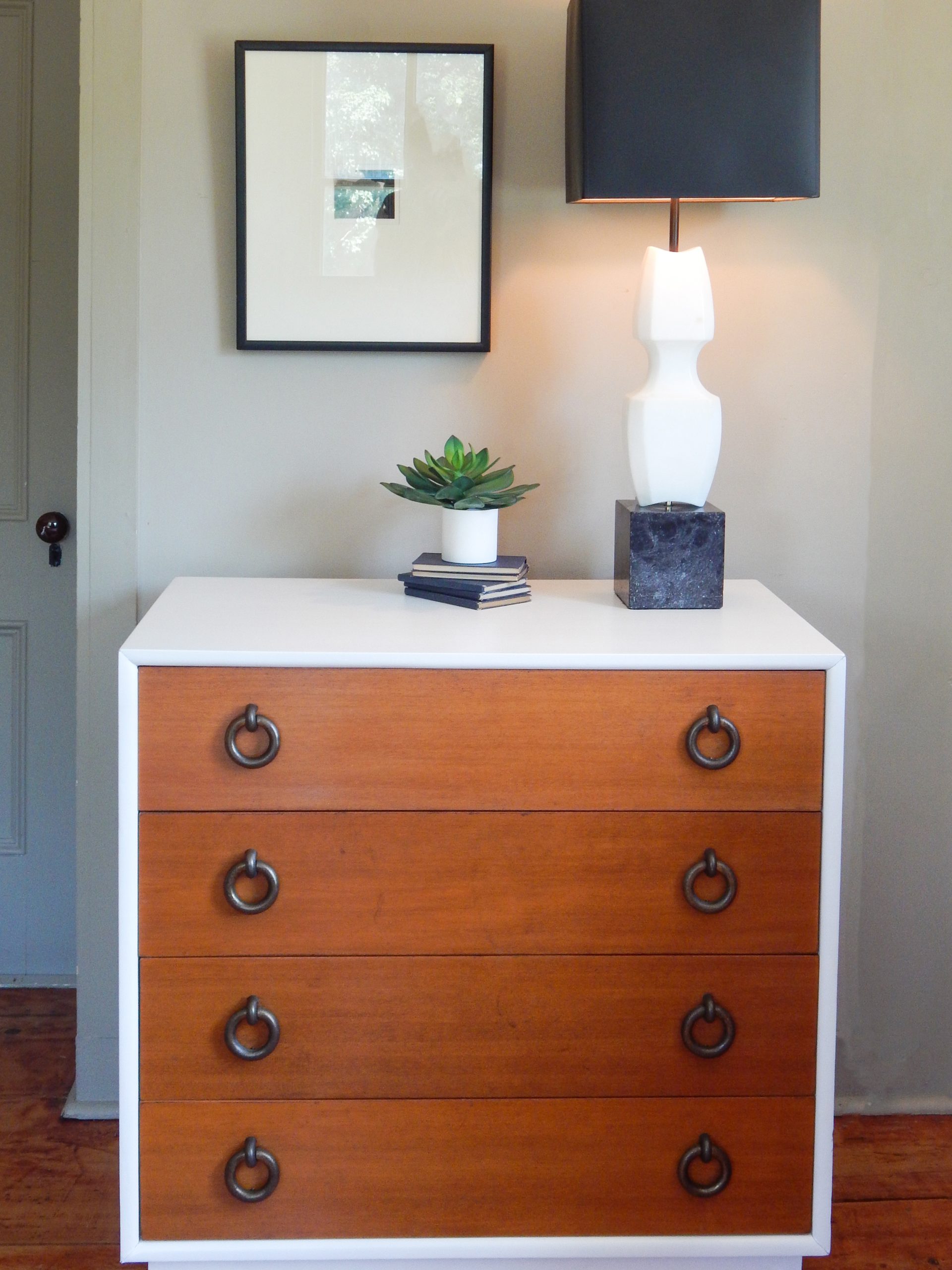 Pair of Sculptural Marble Lamps - Image 2