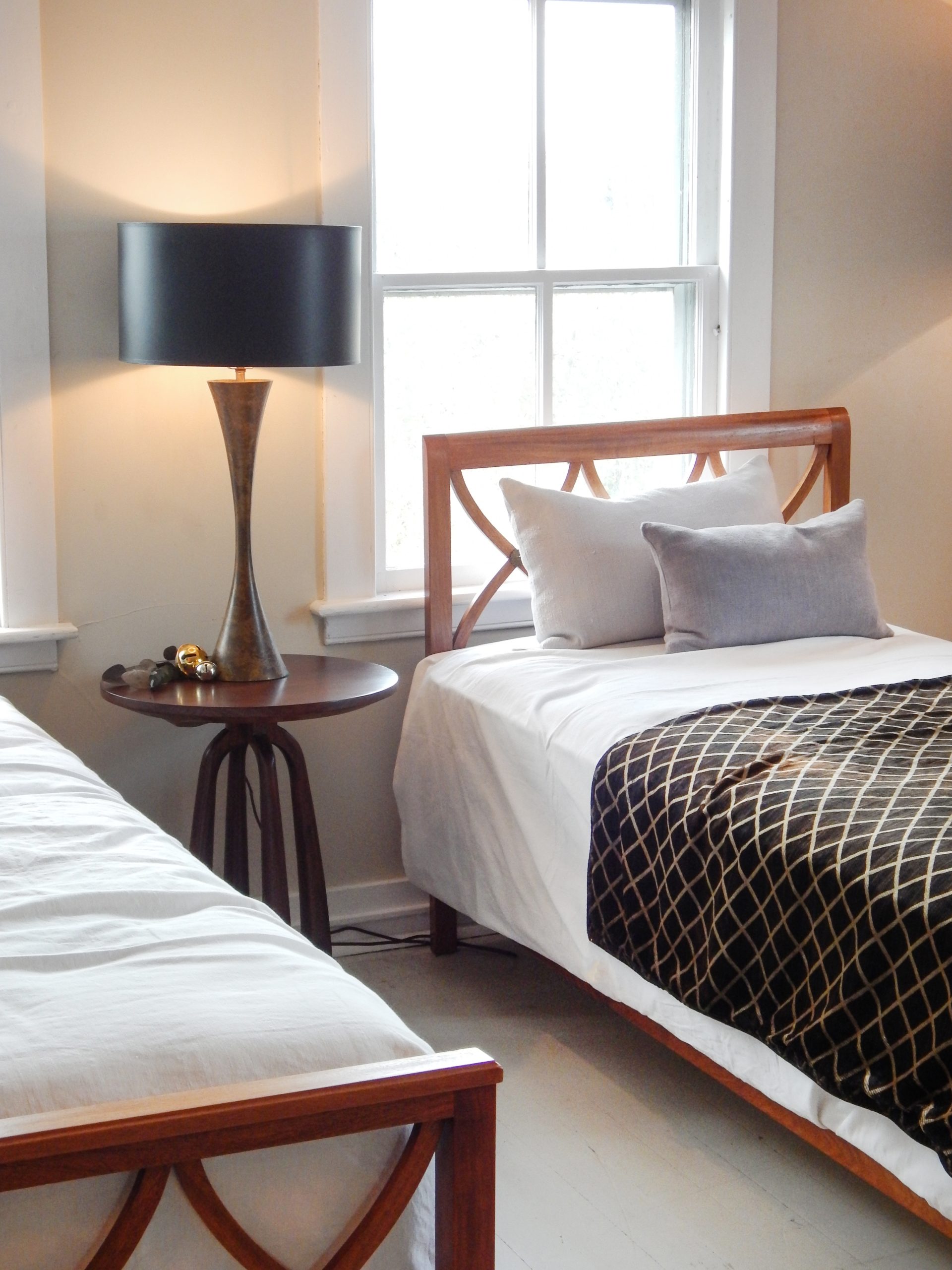 Stewart James Hourglass Table Lamp - Image 2