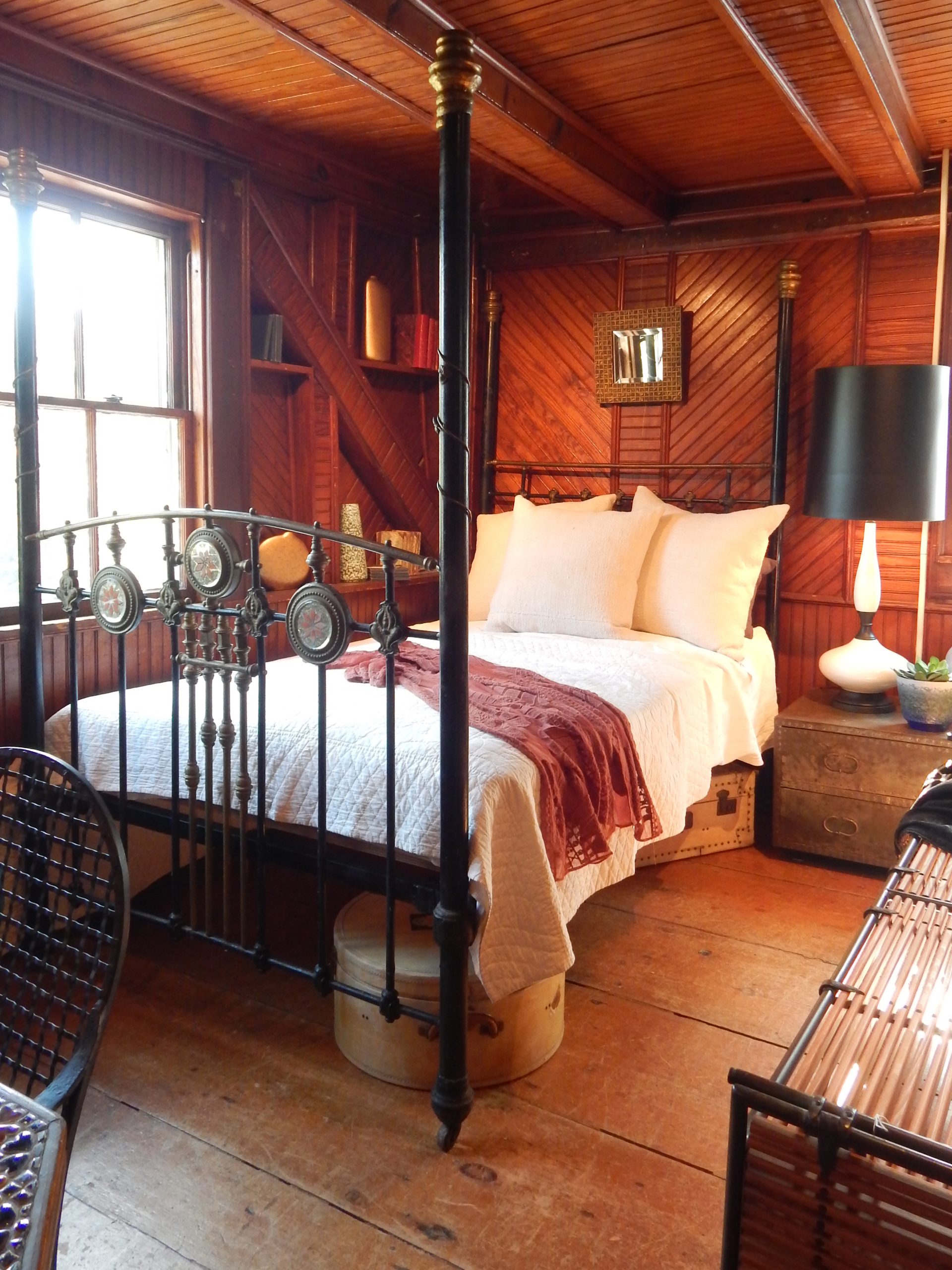 Canopy Bed in Brass & Black - Image 2