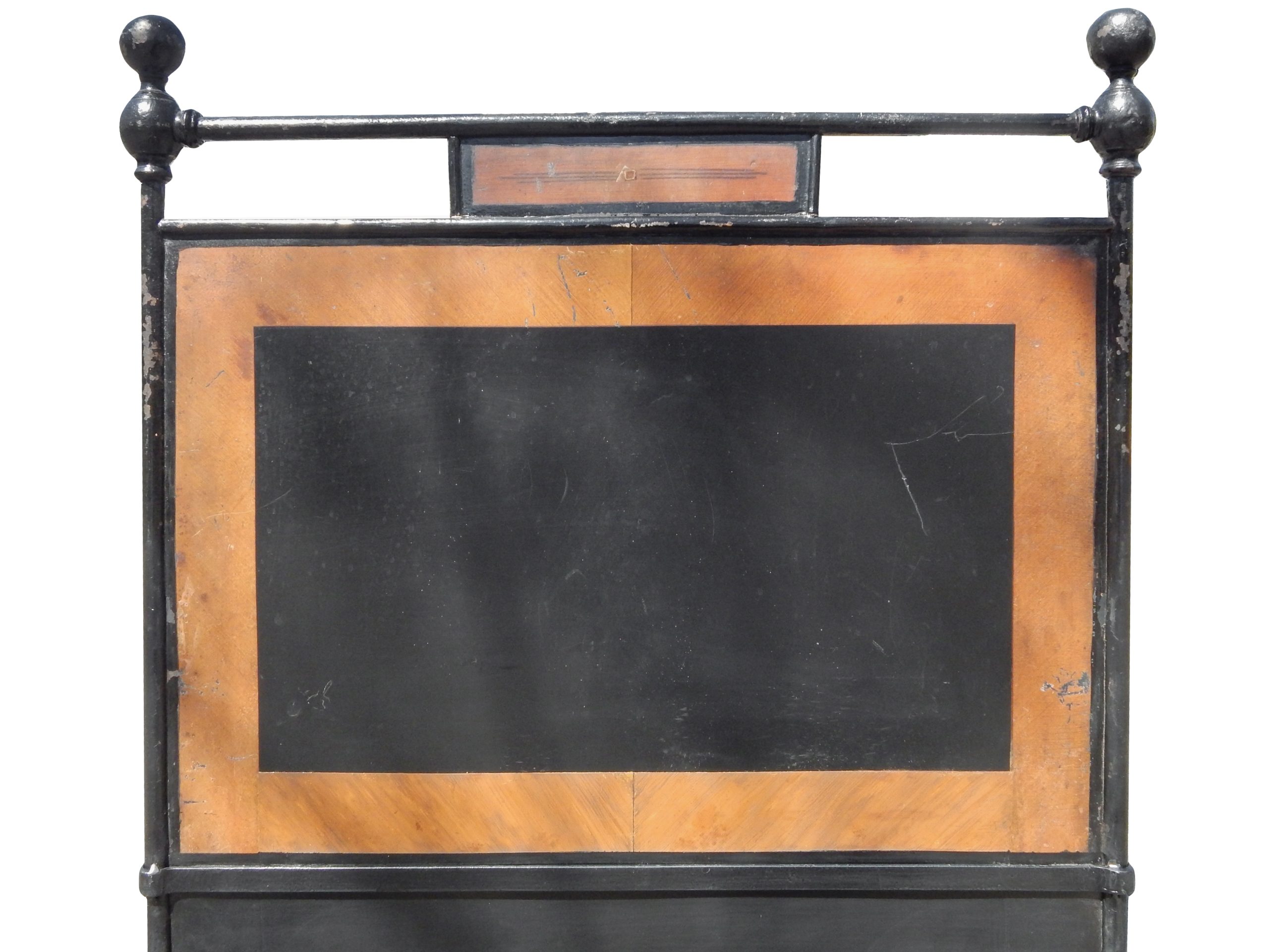 Black Iron Day Bed - Image 10