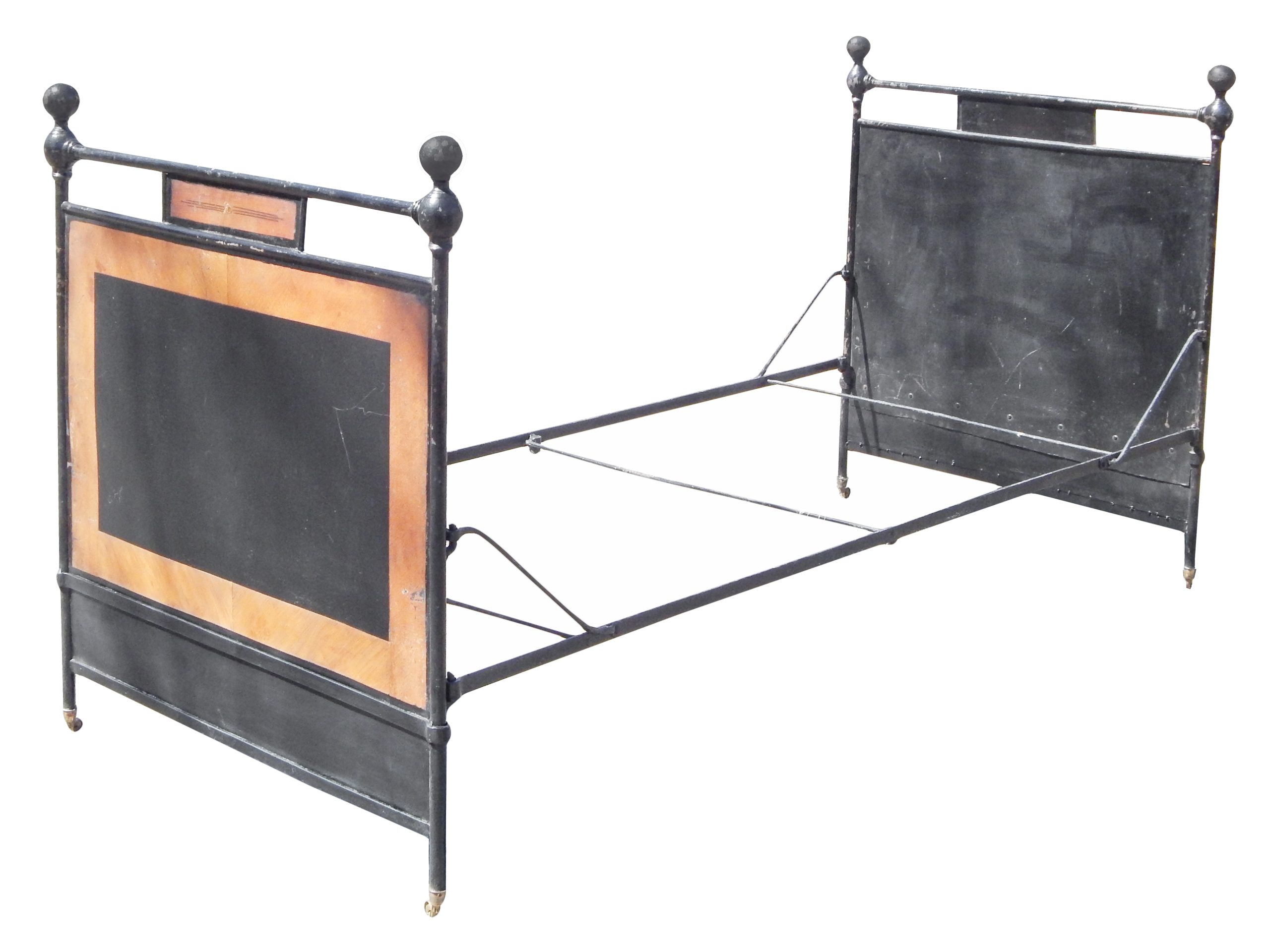 Black Iron Day Bed - Image 8