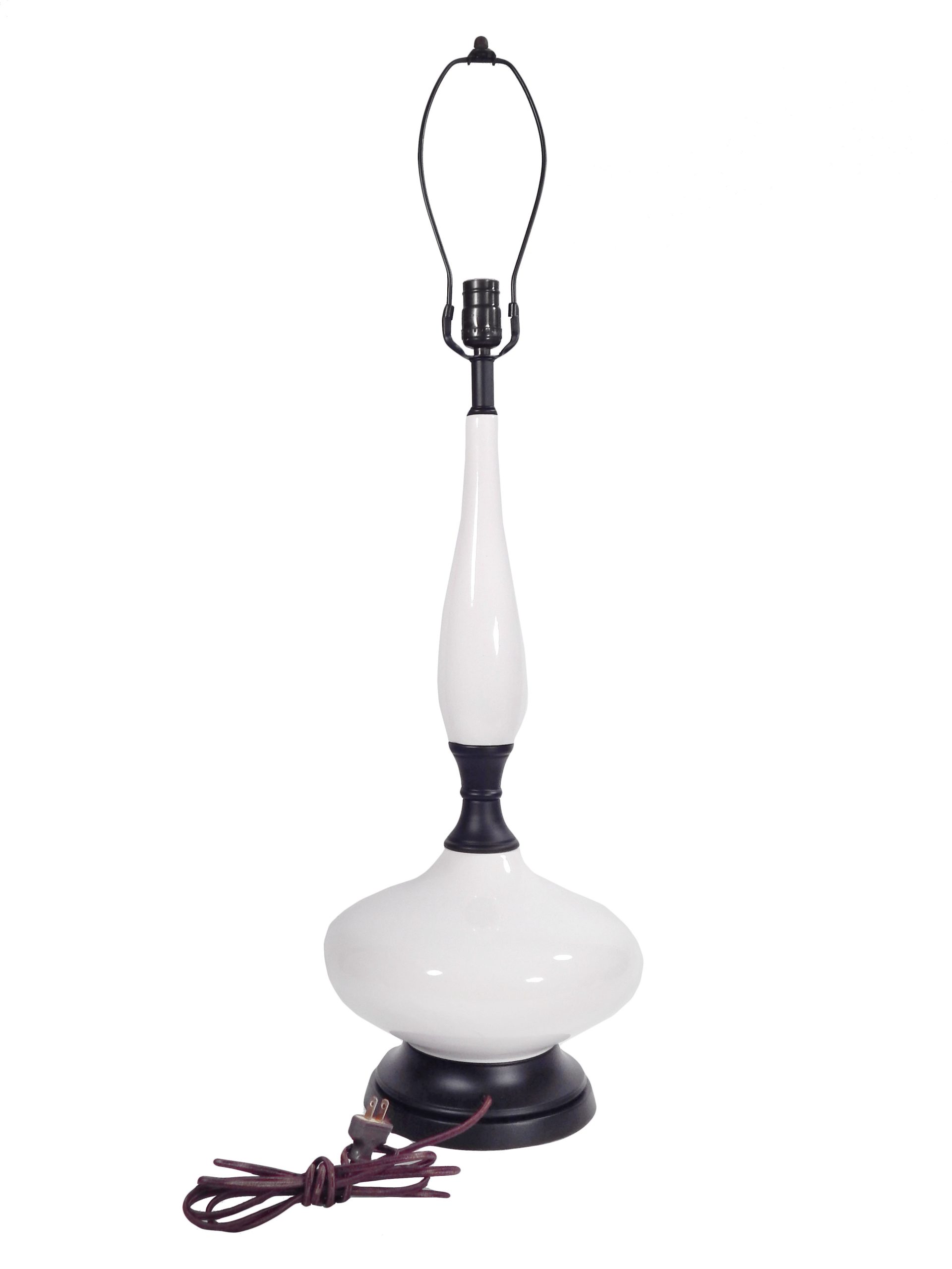 Pair of White Porcelain Lamps - Image 6