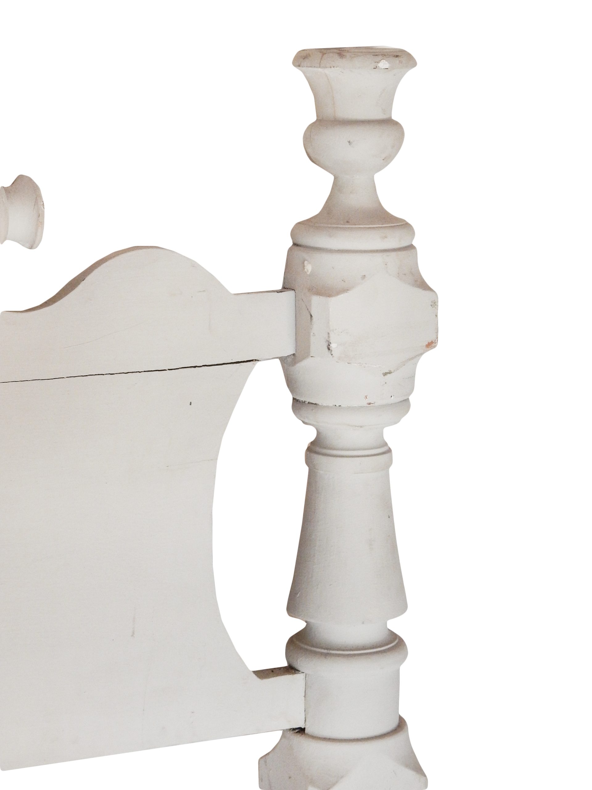 Heavy Wood Turned Three-Quarter Bed - Image 5