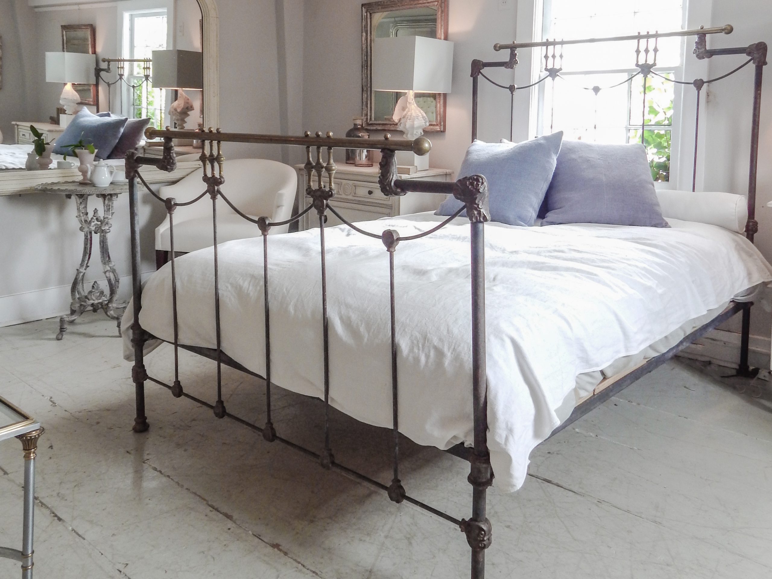 Iron and Brass Bed - Image 2