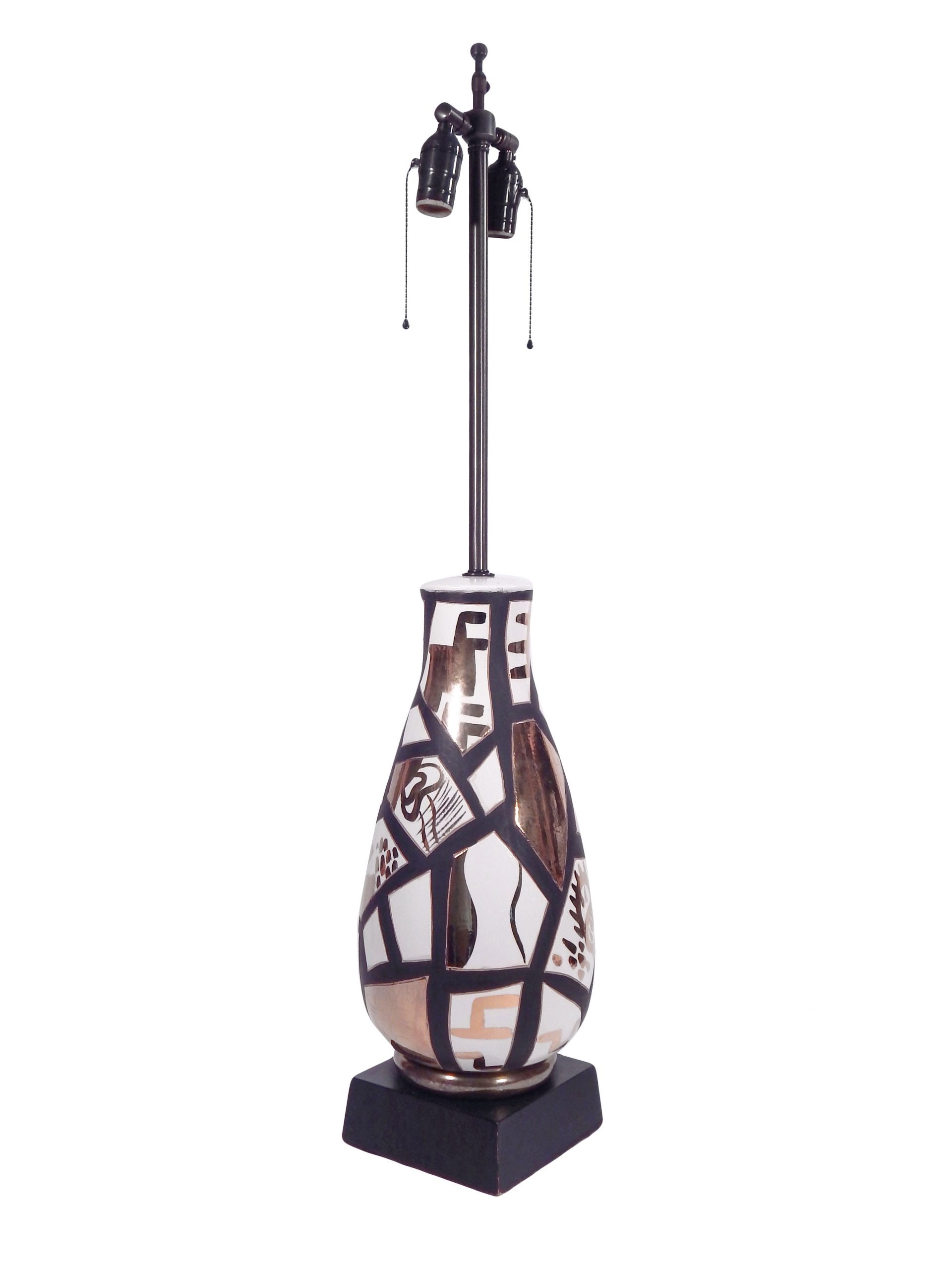 Pair of Black and Gold Ceramic Lamps - Image 4