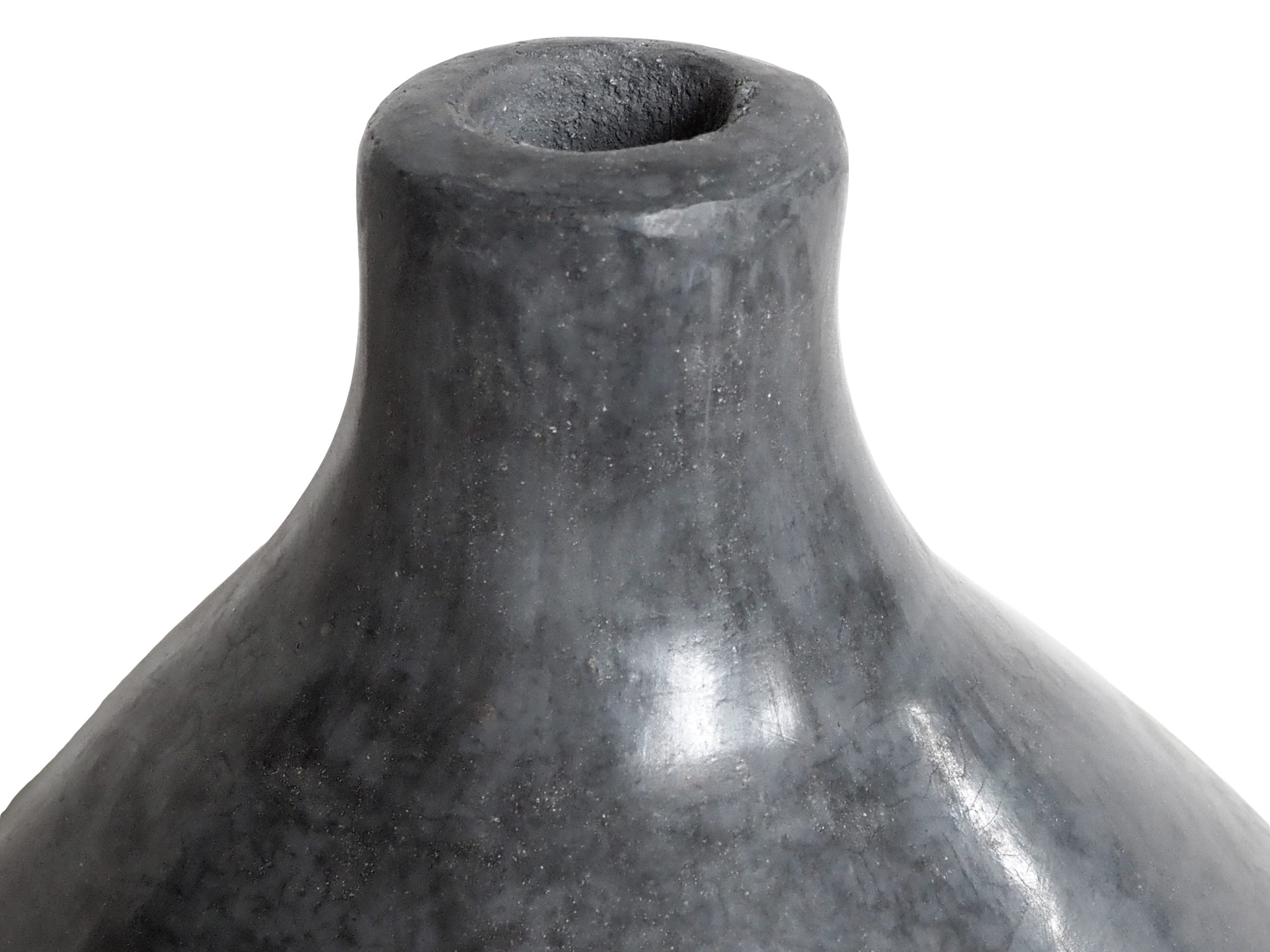 Ruby Beets Gray Short Neck Vase - Image 8